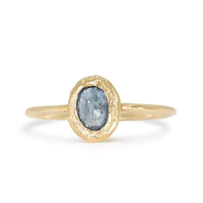 Blue Oval North/South Ring - 18k Gold + Sapphire