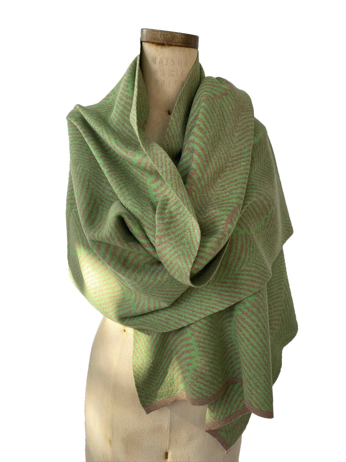 Forest Fern Wrap: Lavender + Pebble