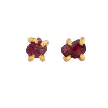 OOAK Exceptional Ruby Small Stone Studs - 22k yellow gold