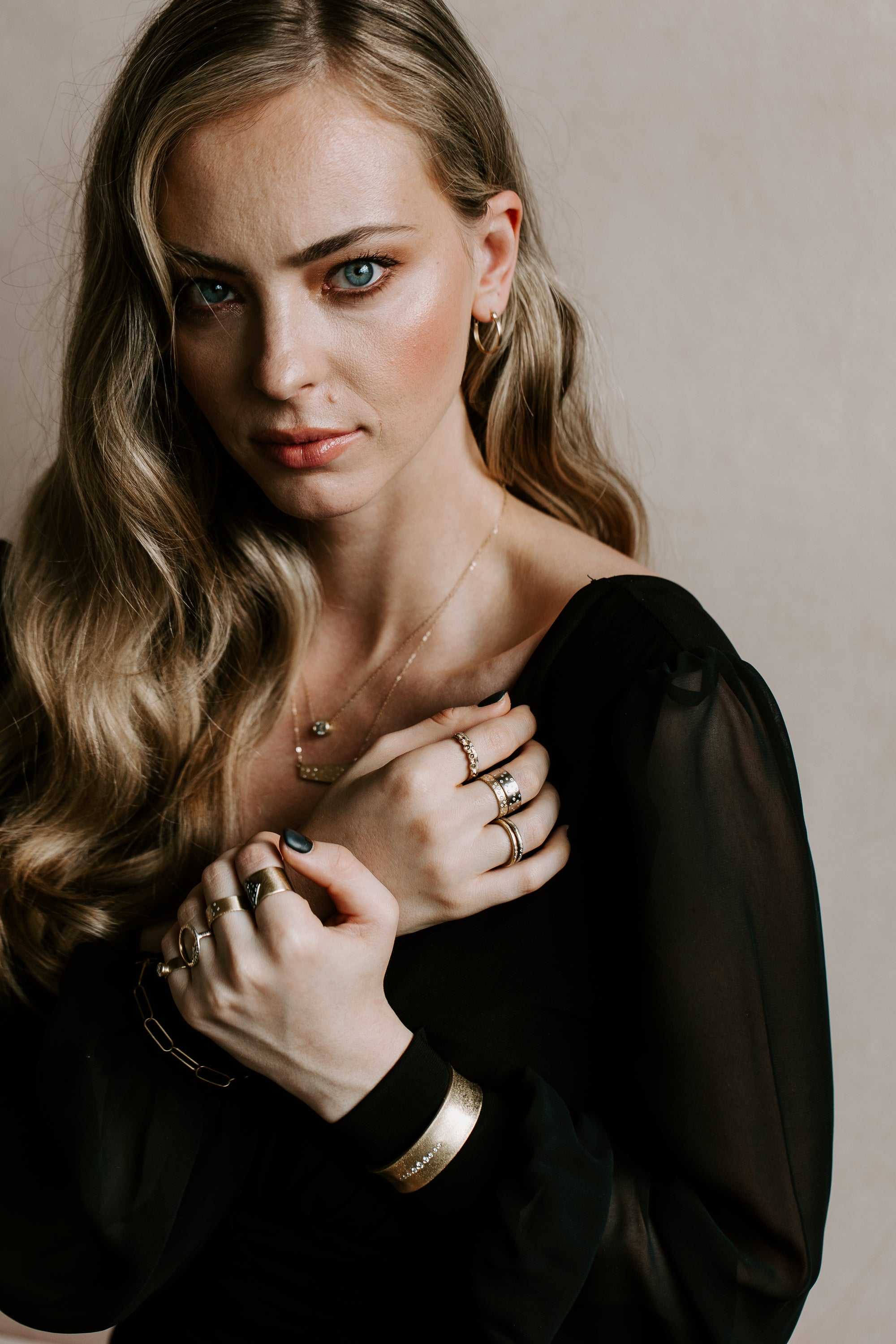 14k Horizon Cuff