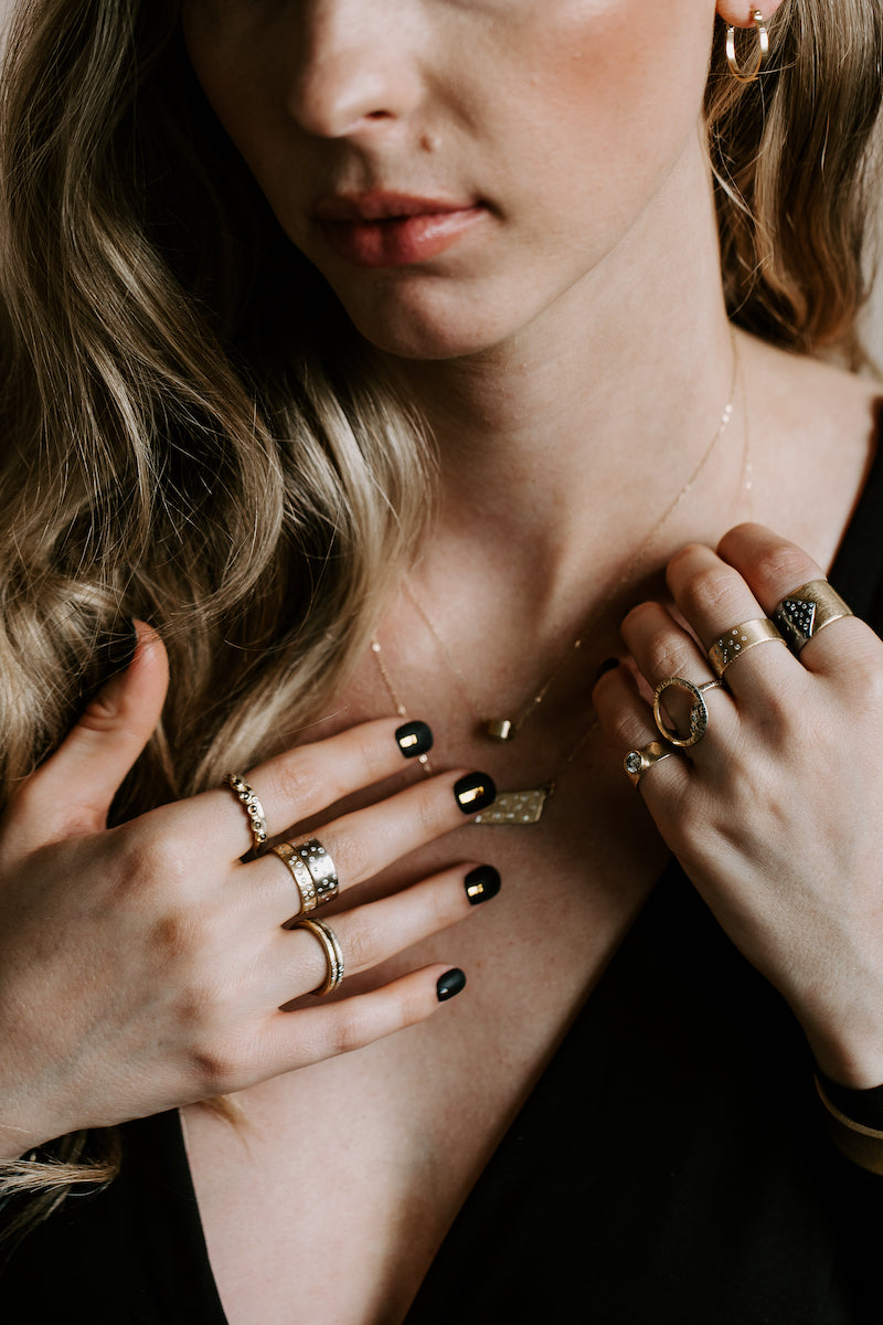 18kpw Illuminated Stacker - 18kpw Gold + Diamonds