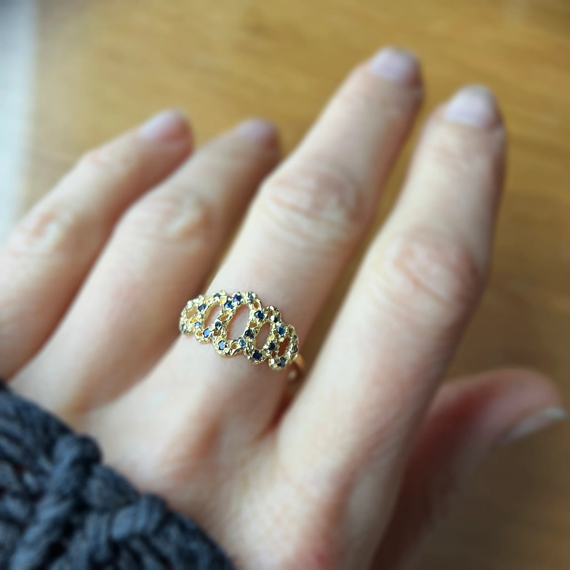 Delicate Scallop Ring - 14ky Gold + Daimonds