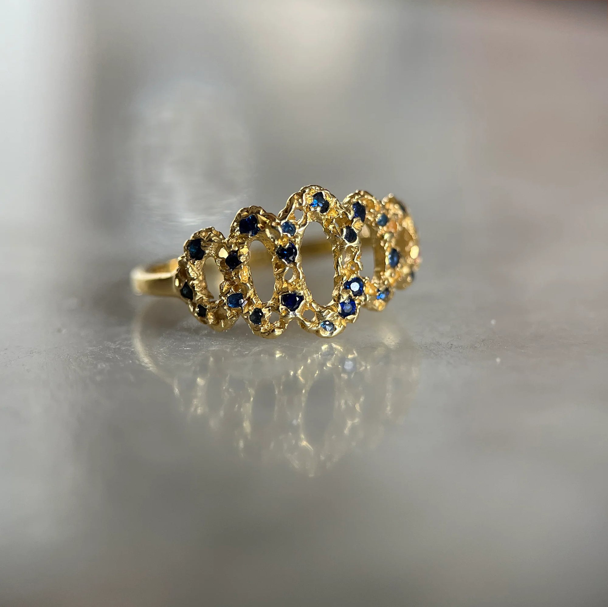 Delicate Scallop Ring - 14ky Gold + Daimonds