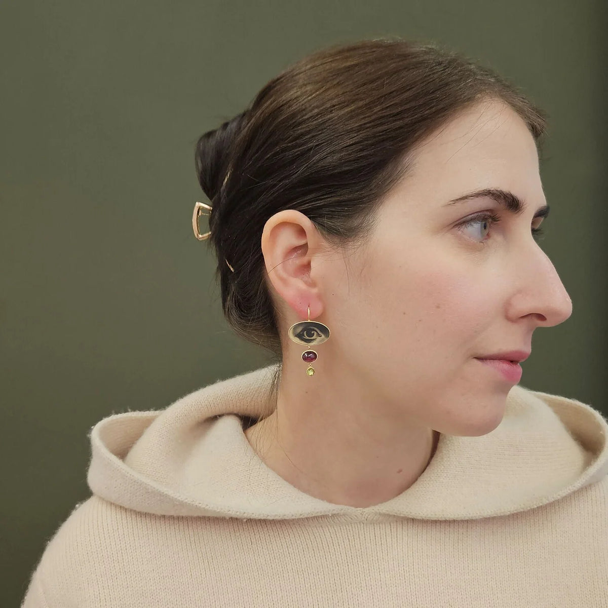 The Lover's Eye Short Drop Earrings