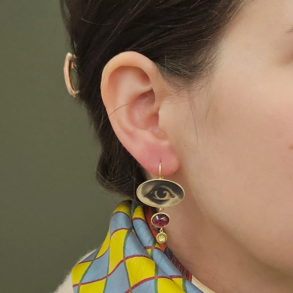 The Lover's Eye Short Drop Earrings