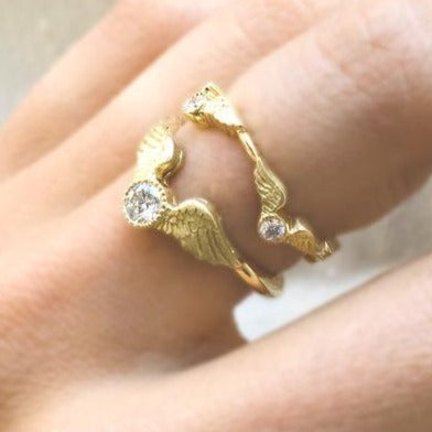 Flying Diamond Engagement Ring - 18k Gold + Diamond