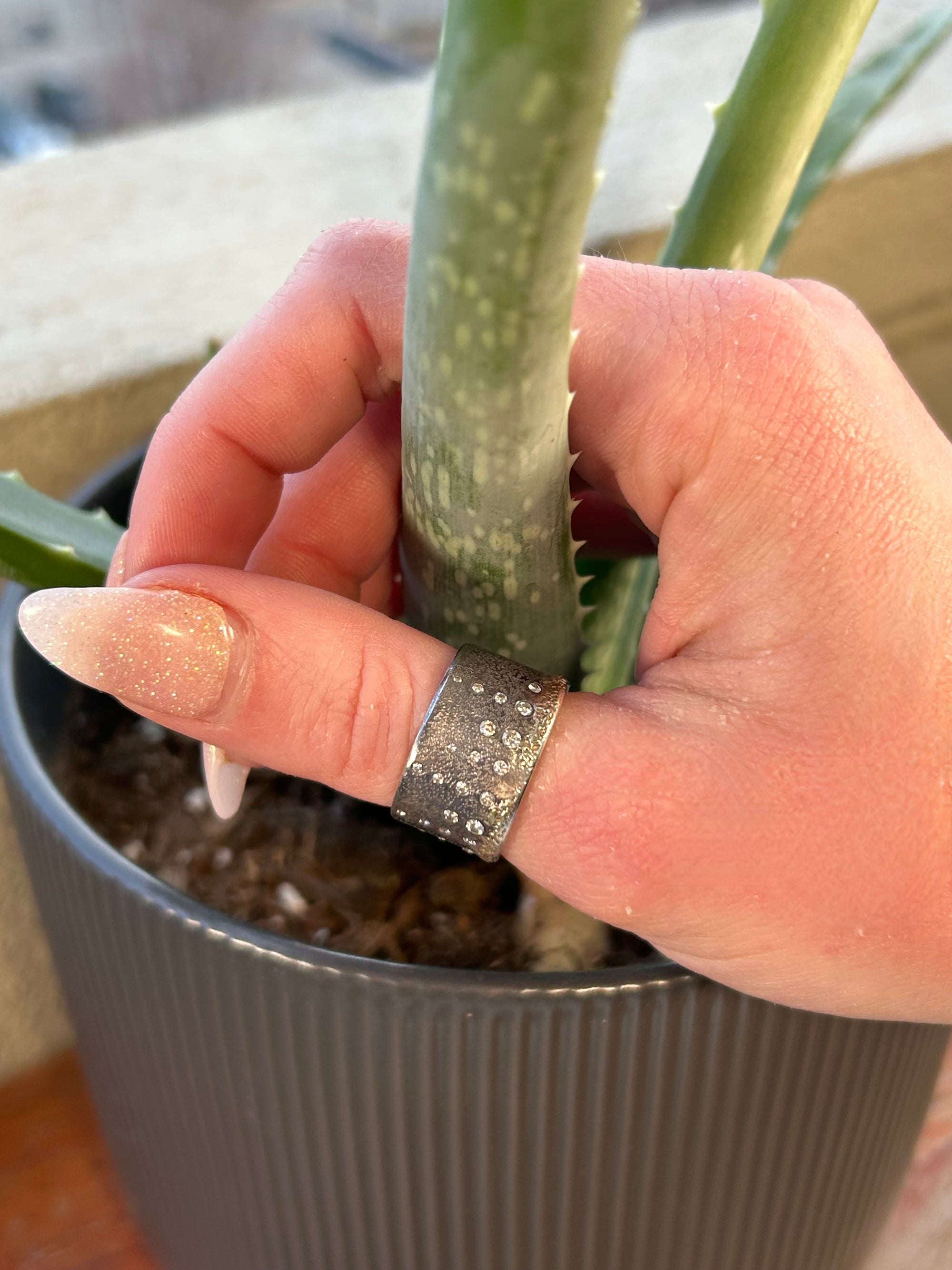 City Lights Band (Diamonds Half Way Around ) - 22ky, Oxidized Silver + VS Diamonds