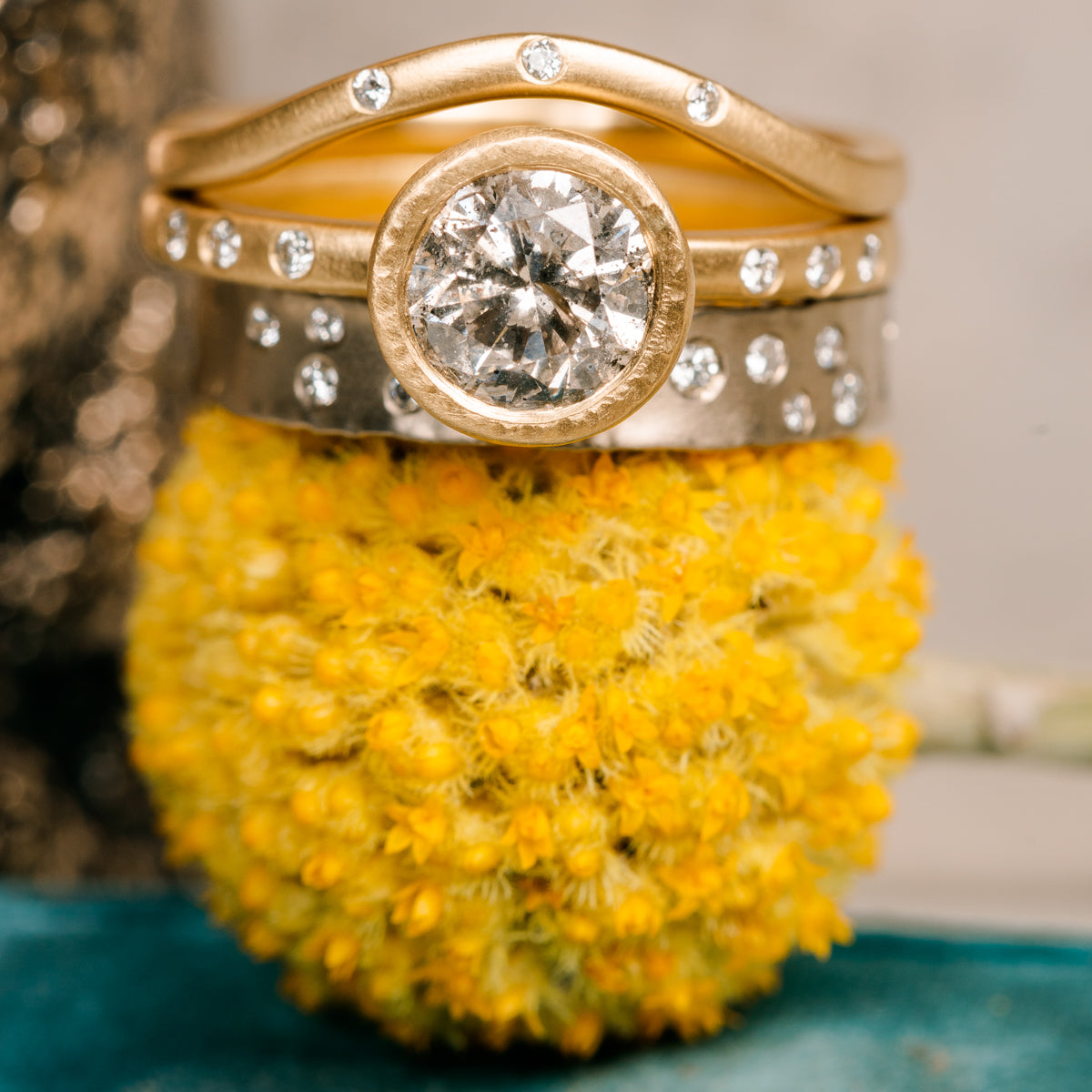 Crown Shadow Band -18ky Gold, 14kpw + VS Diamonds