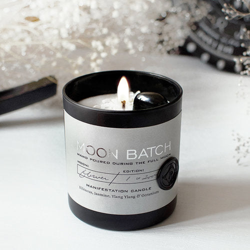 Nocturnal Garden Blend Soy Candle: Notes of Hibiscus, Jasmine, Ylang Ylang and Geranium