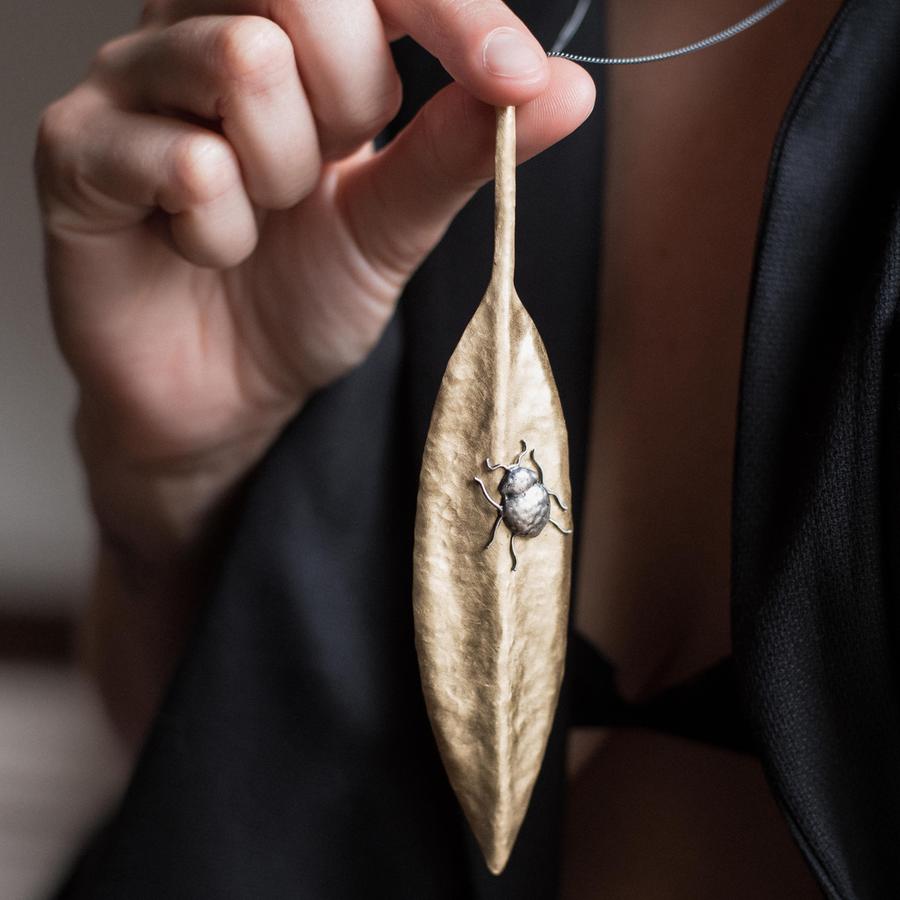 Iron Leaf Pendant Necklace In Bronze & Silver