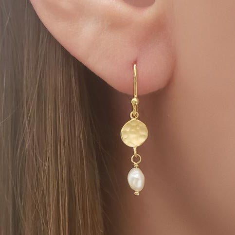 Hammered Disc with Nugget Pearl Drop - 18k Gold + Pearl